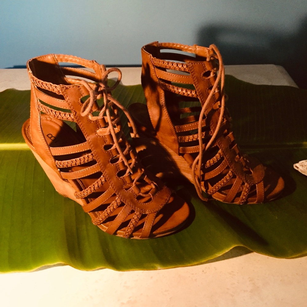 Brown Bakers wedge  caged lace-up brown shoe